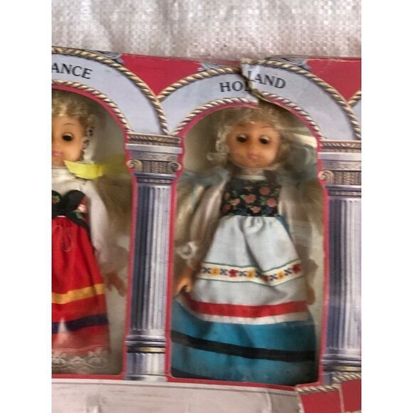 Vintage Europe's 6 Dolls of All Nations Collection Editions 2 1988 - Picture 3 of 10